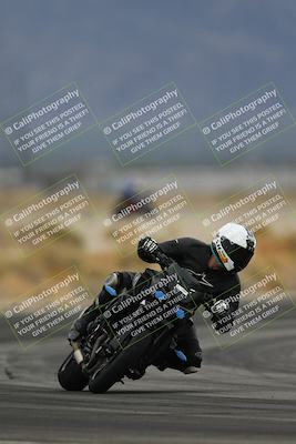 media/Nov-15-2025-Race Pace (Sat) [[8de605a2d8]]/Non Verified Riders (1st 20 Minutes)/Turn 4 (1010am)/